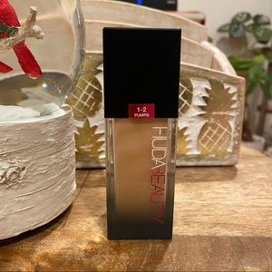 Huda Beauty #FauxFilter Luminous Matte Foundation - Chai 210B